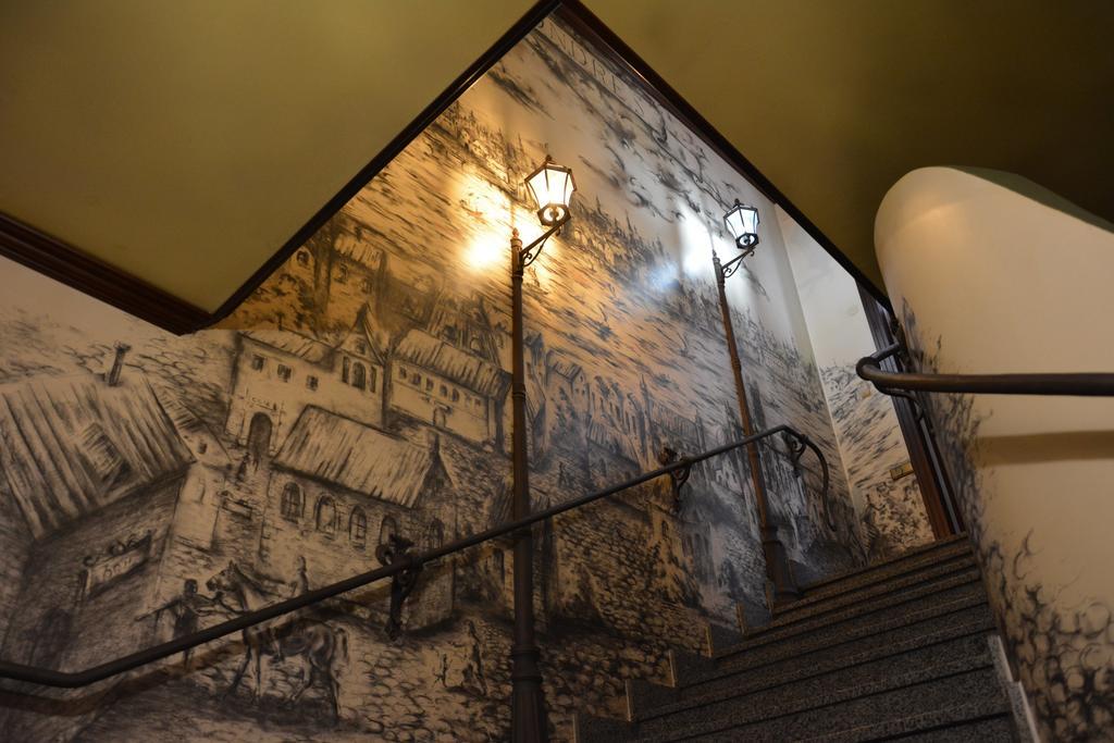 Atrium Hotel Ivano Frankivsk Bagian luar foto